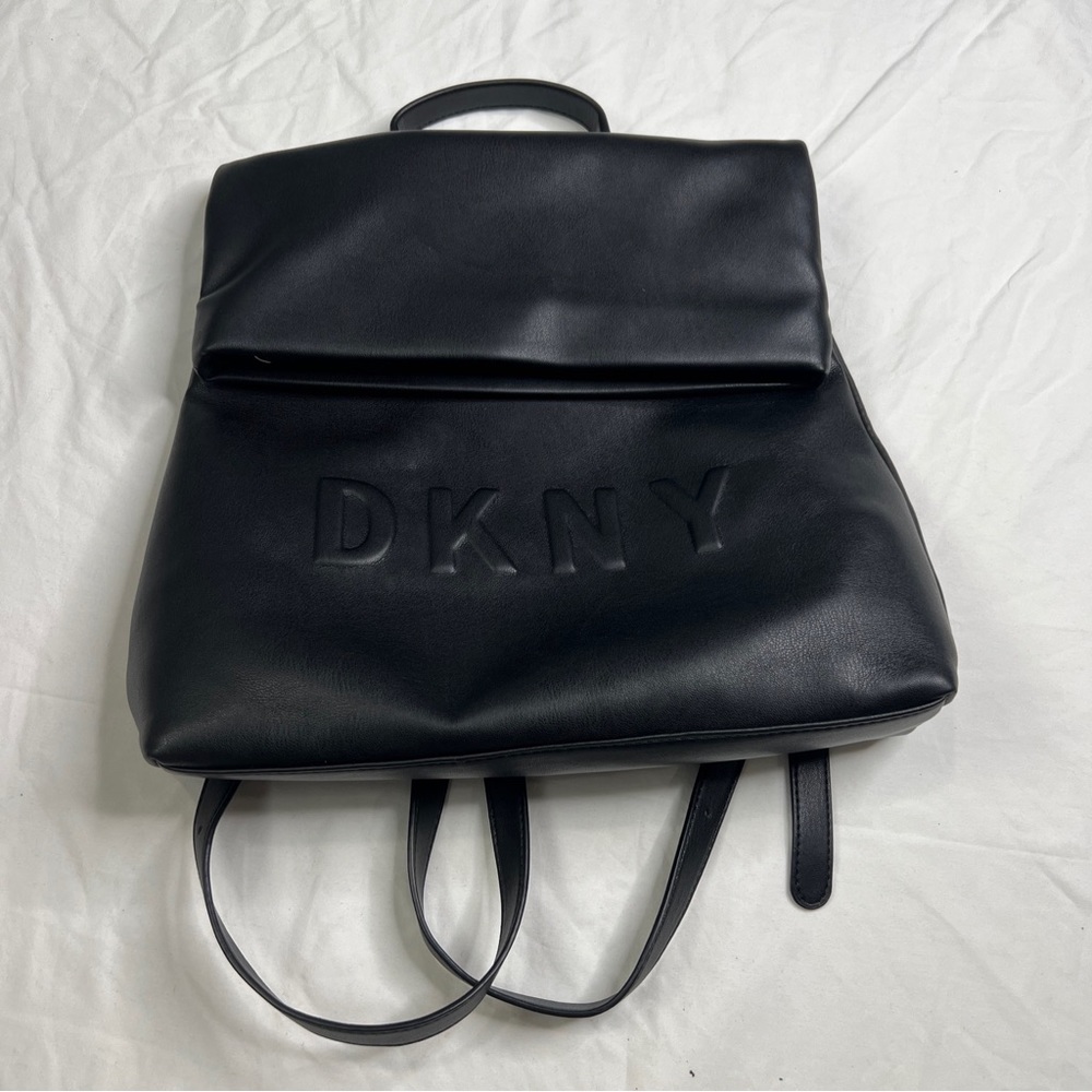 Dkny Multipurpose Big Logo Statement Backpack, Bl… - image 1